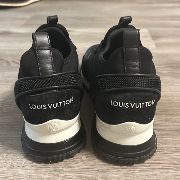 Louis Vuitton sneakers - Picture 4 of 4